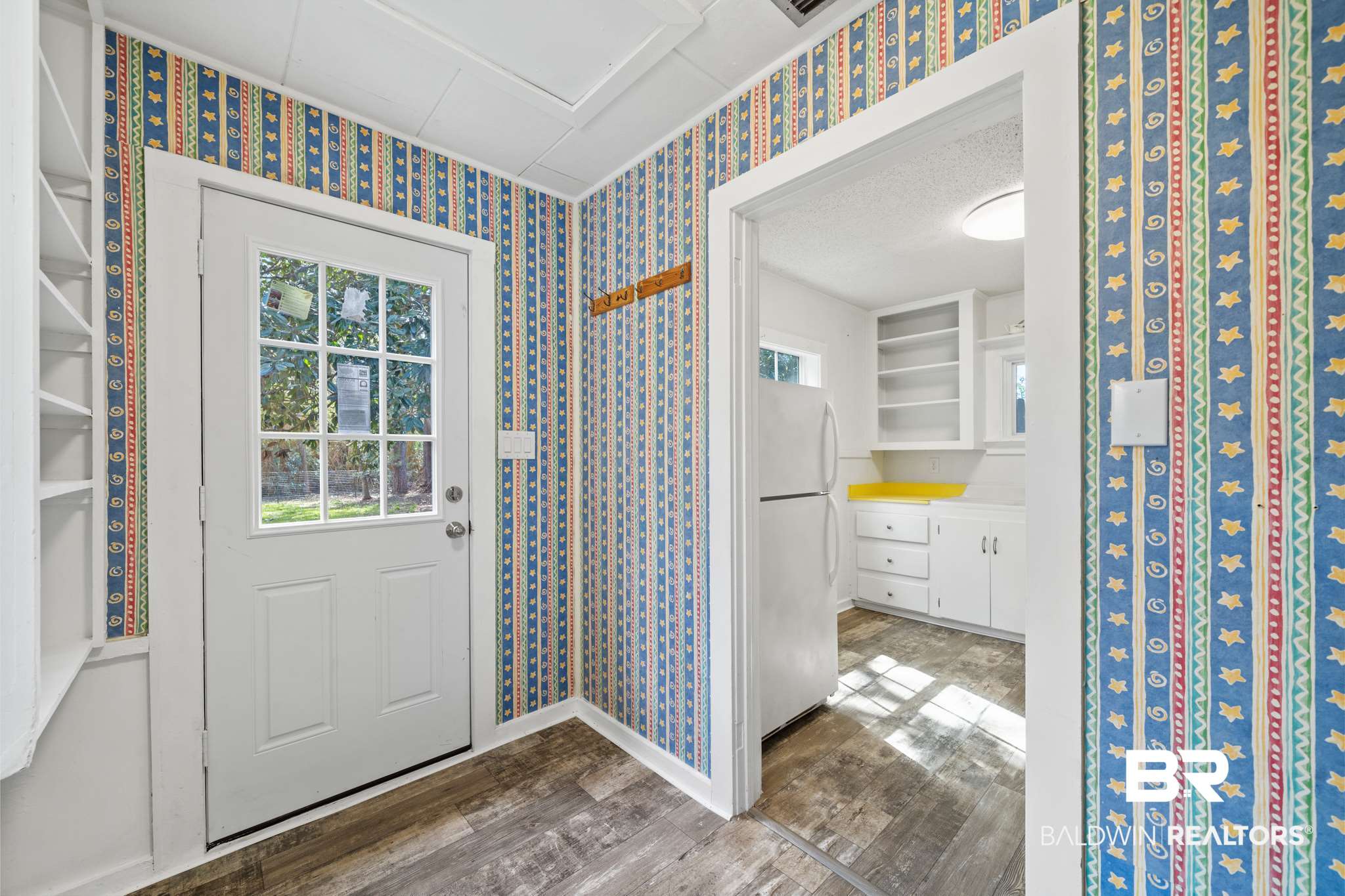 404 Grand Avenue Fairhope, AL 36532 - Photo 15 of 21 Laundry Rm to Back Yard