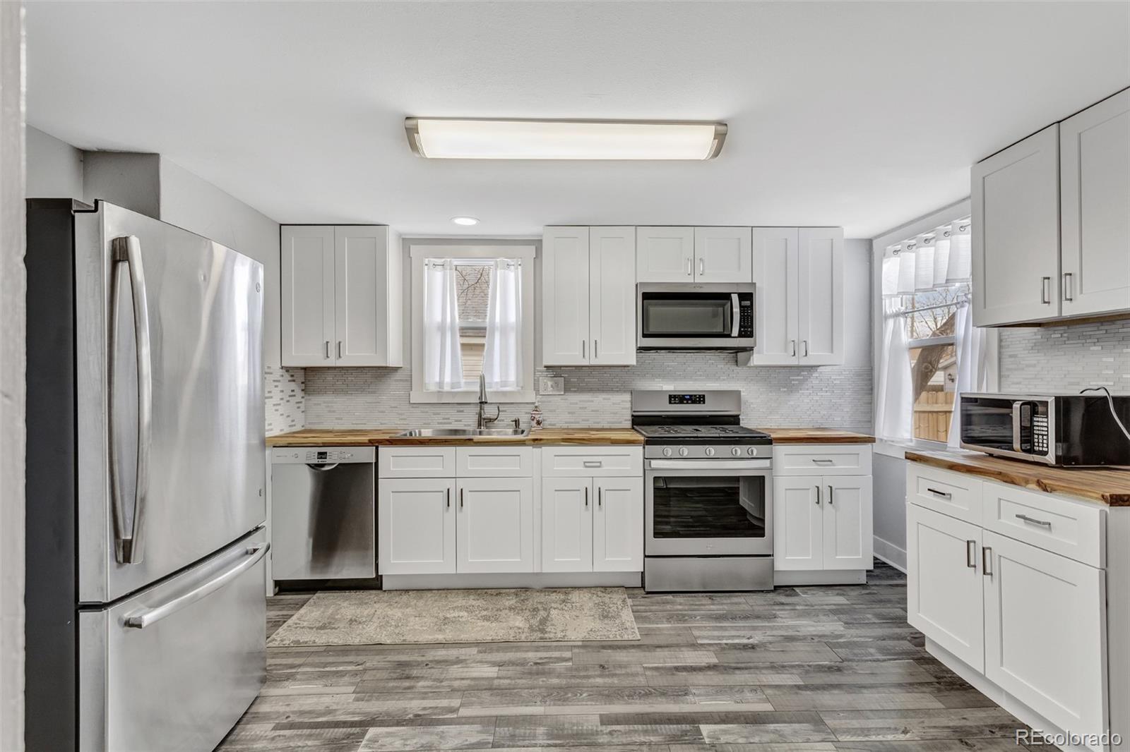 423 Phelps Street Sterling, CO 80751 - Photo 5 of 23