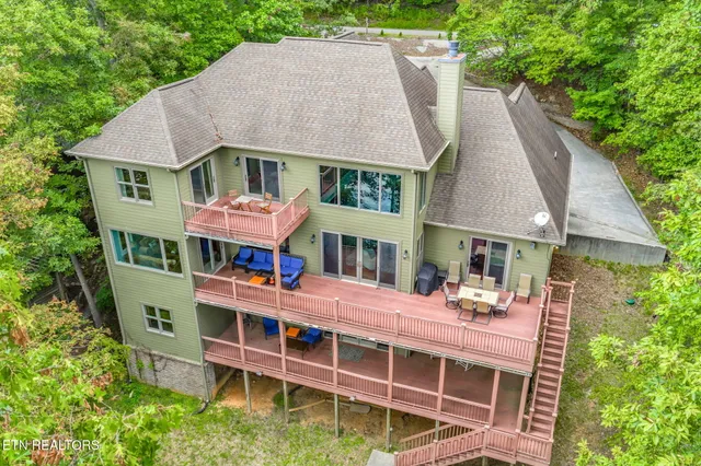 $1,999,000 | 455 South Shorewood Lane, Caryville, TN 37714