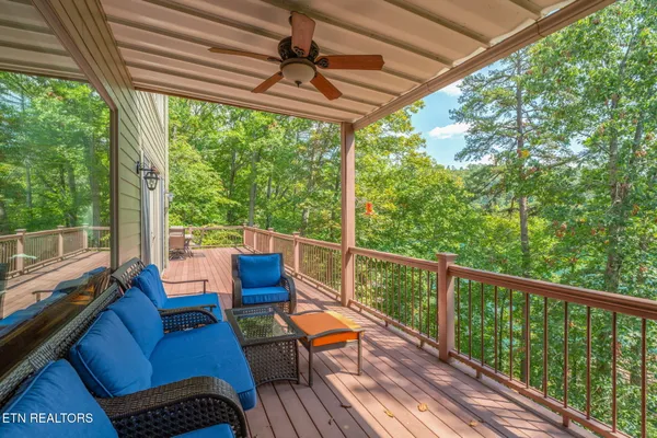 $1,999,000 | 455 South Shorewood Lane, Caryville, TN 37714