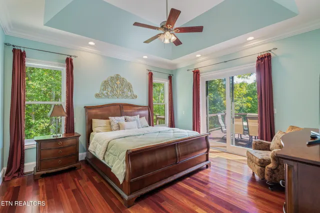 $1,999,000 | 455 South Shorewood Lane, Caryville, TN 37714