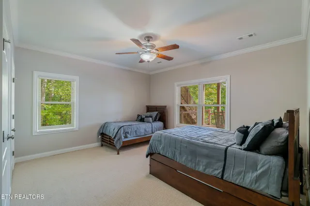 $1,999,000 | 455 South Shorewood Lane, Caryville, TN 37714