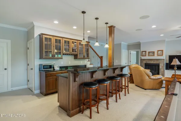 $1,999,000 | 455 South Shorewood Lane, Caryville, TN 37714