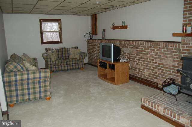 5535 Ridge Road Elizabethtown, PA 17022 - Photo 3 of 9 Gallery Image 3
