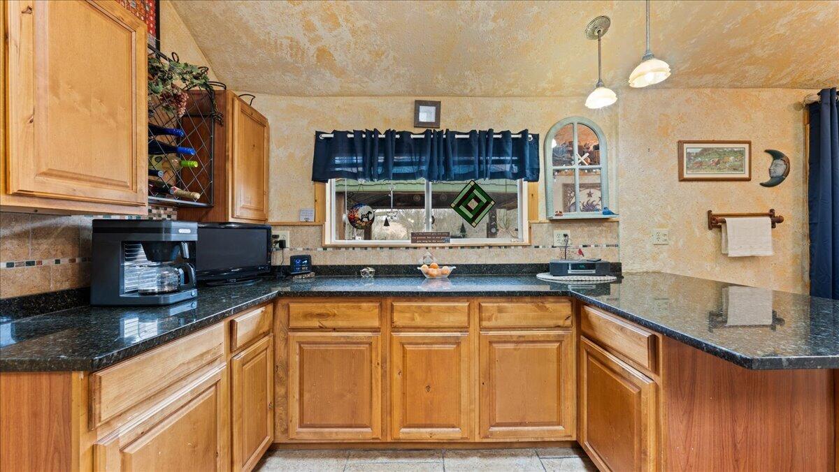S5280 Lewison Road Viroqua, WI 54665 - Photo 8 of 49 Kitchen