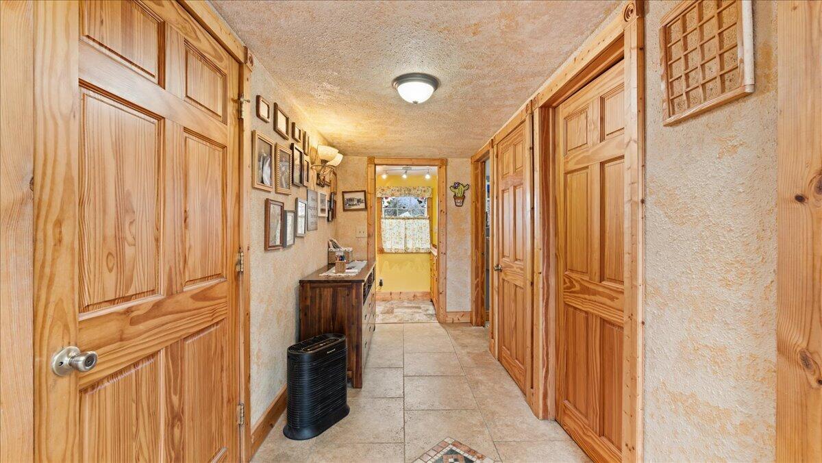 S5280 Lewison Road Viroqua, WI 54665 - Photo 12 of 49 hallway
