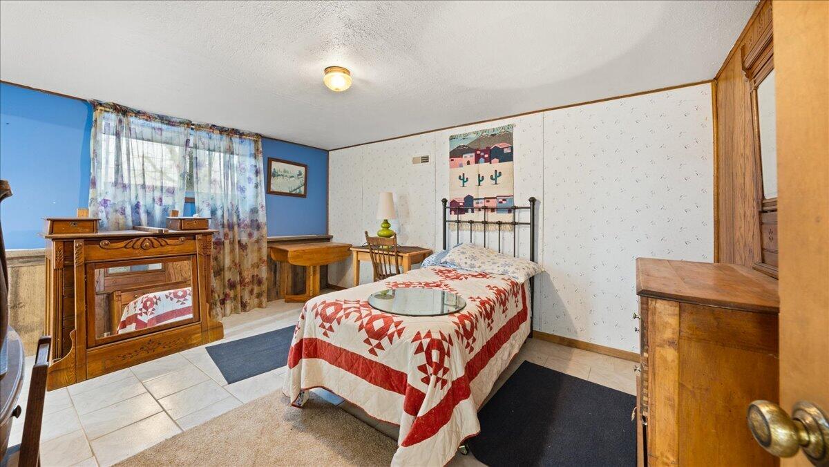 S5280 Lewison Road Viroqua, WI 54665 - Photo 27 of 49 basement bedroom
