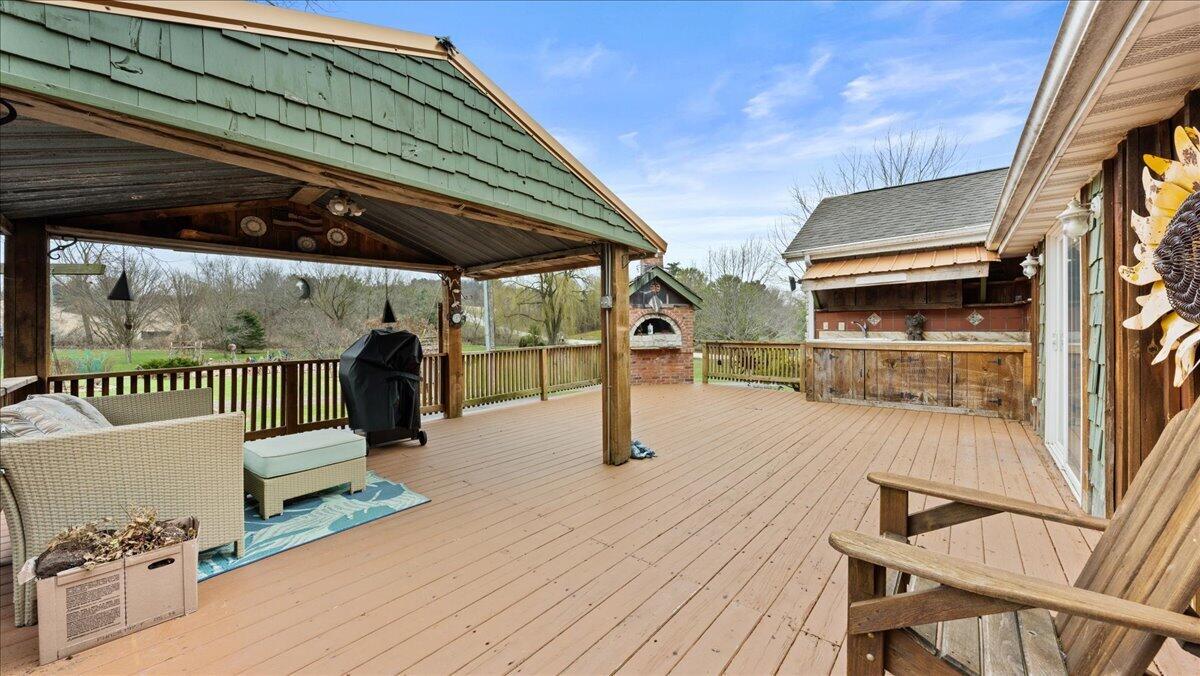 S5280 Lewison Road Viroqua, WI 54665 - Photo 28 of 49 DECK