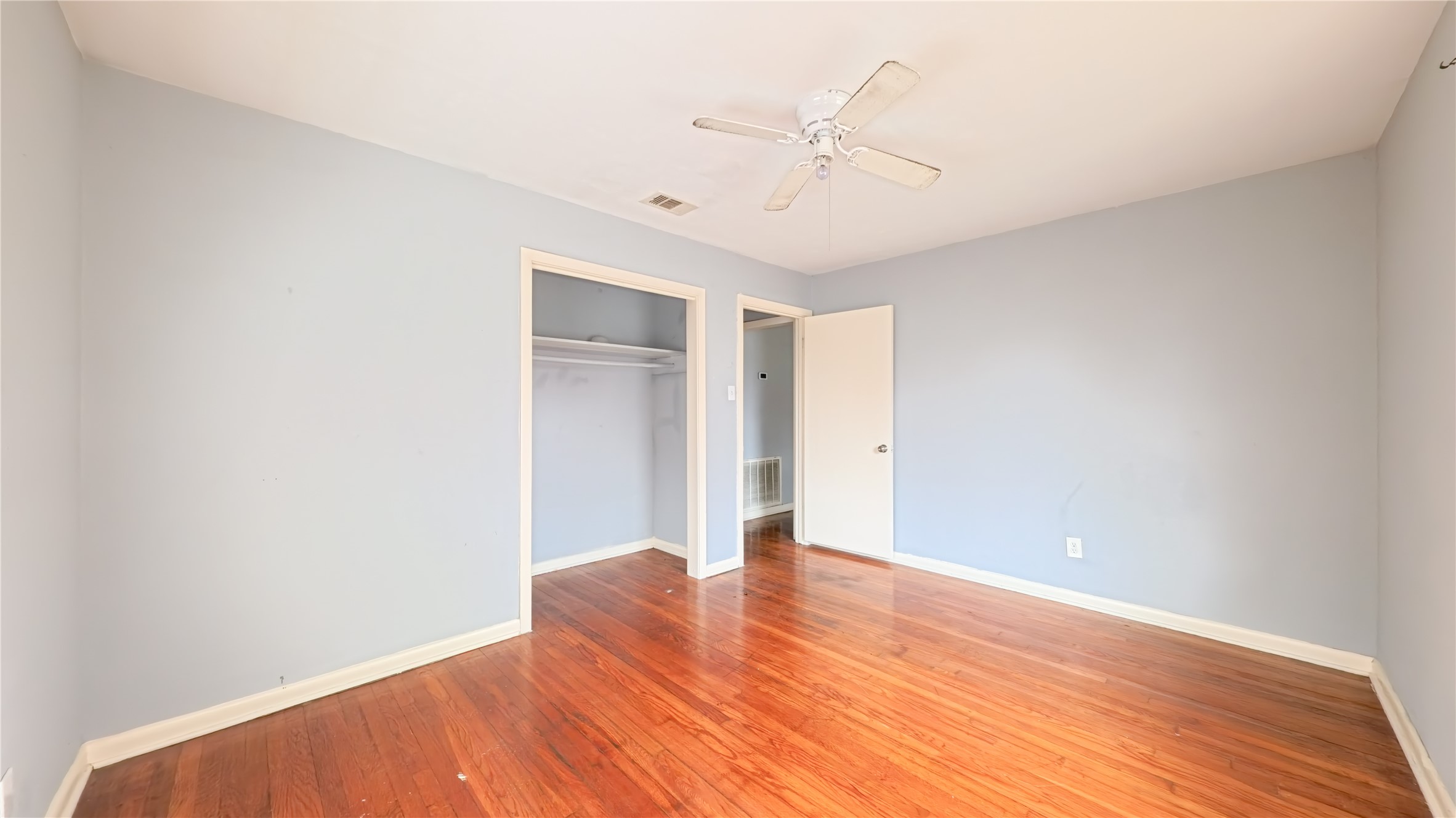 2208 Merle Street Pasadena, TX 77502 - Photo 6 of 11