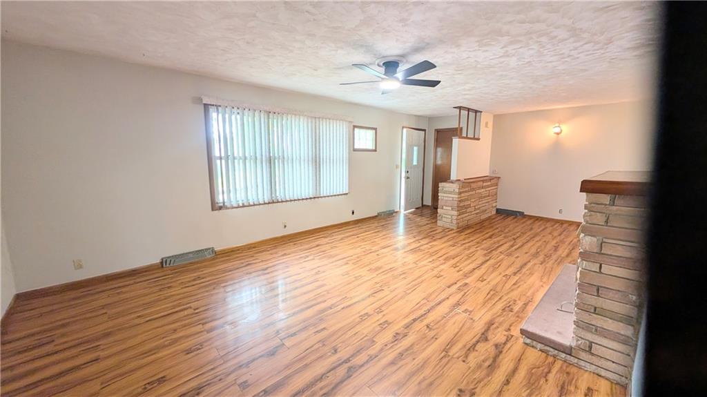 209 West Haven Road El Dorado Springs, MO 64744 - Photo 11 of 26