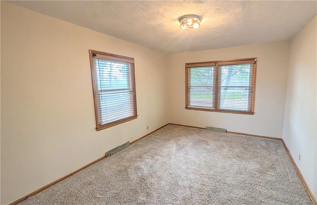 209 West Haven Road El Dorado Springs, MO 64744 - Photo 15 of 26