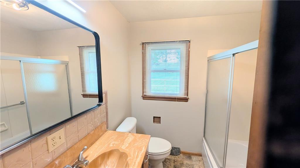 209 West Haven Road El Dorado Springs, MO 64744 - Photo 19 of 26