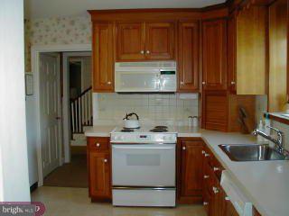 241 North Sproul Road Broomall, PA 19008 - Photo 4 of 6 Gallery Image 4