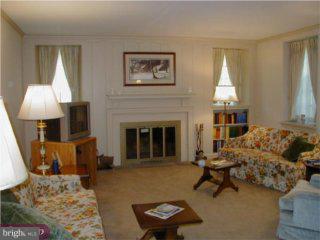 241 North Sproul Road Broomall, PA 19008 - Photo 5 of 6 Gallery Image 5