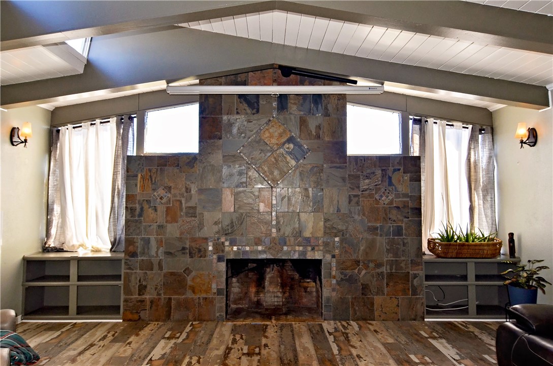 147 Trail Ridge Drive Sandia, TX 78383 - Photo 3 of 31 an empty room with windows