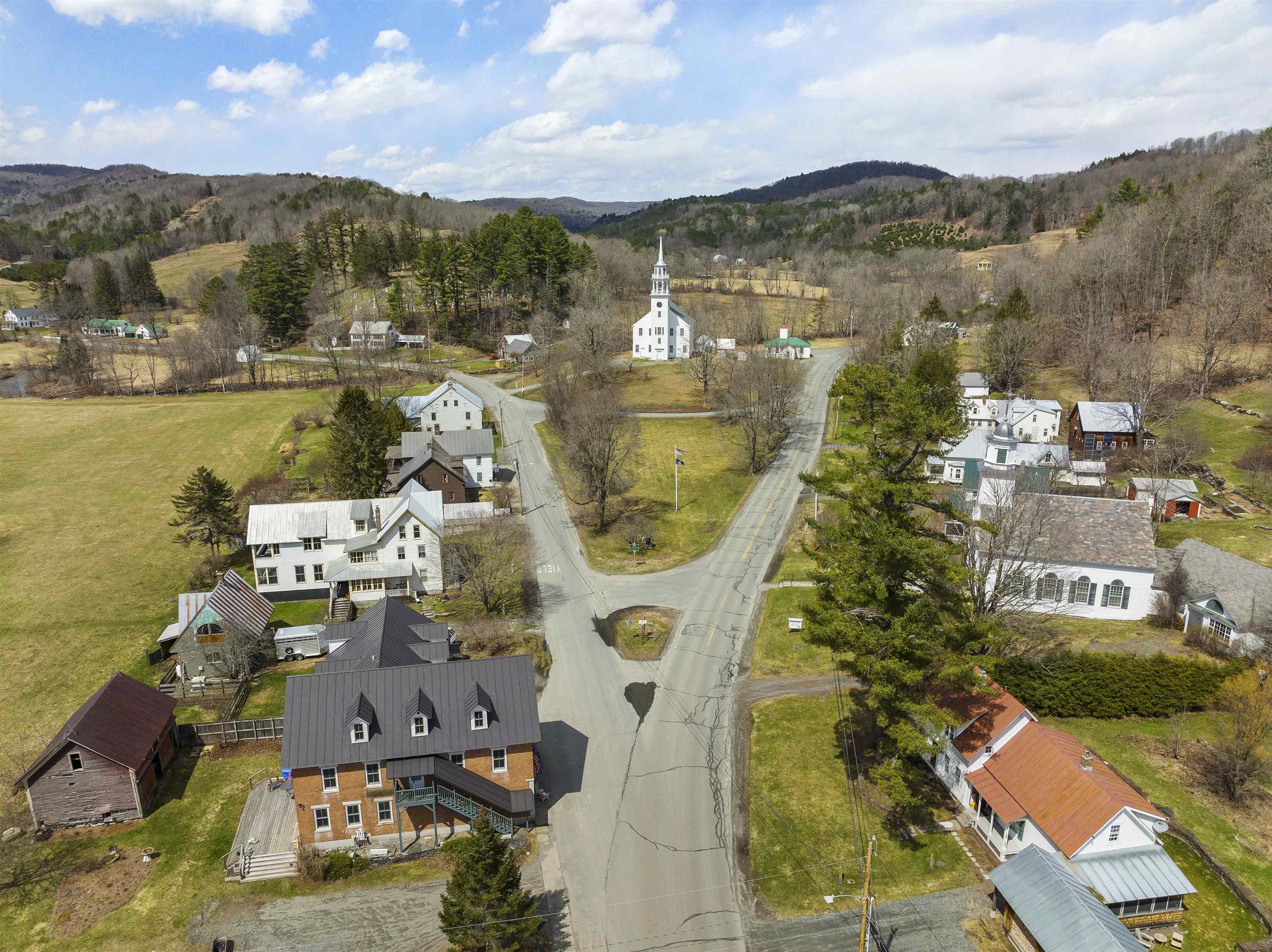 7 Brook Road Strafford, VT 05072 - Photo 32 of 33