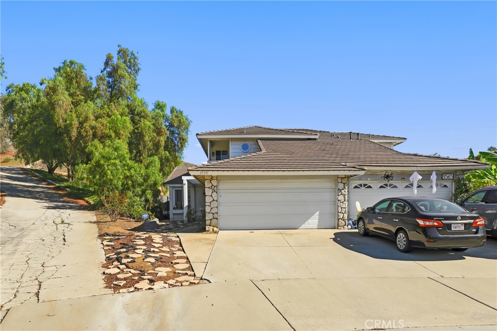 3575 Falconridge Road Yorba Linda, CA 92886 - Photo 2 of 20