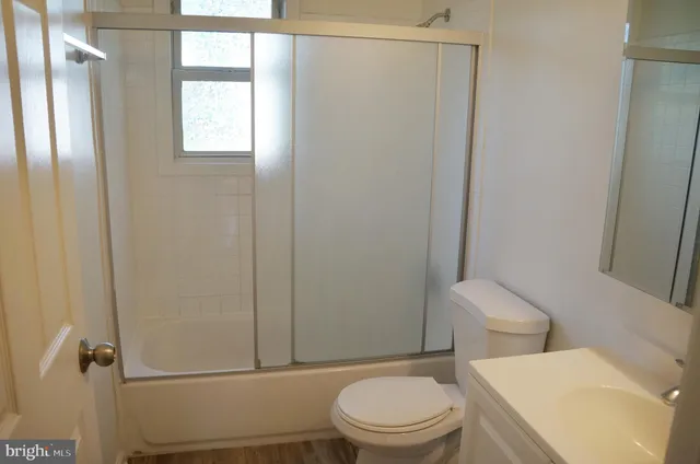 $584,900 | 3027 Wayne Road, Falls Church, VA 22042