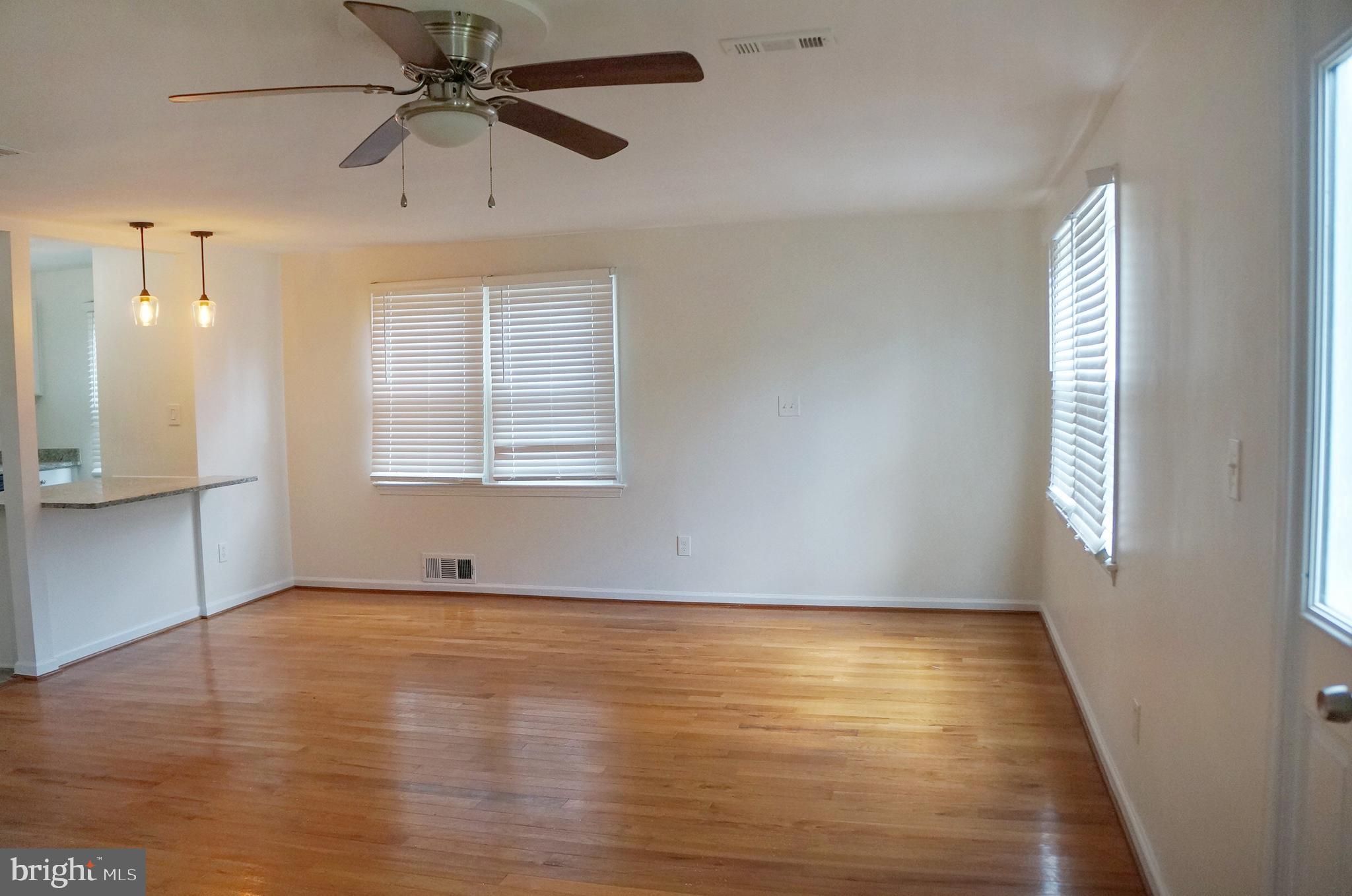 3027 Wayne Road Falls Church, VA 22042 - Photo 4 of 26