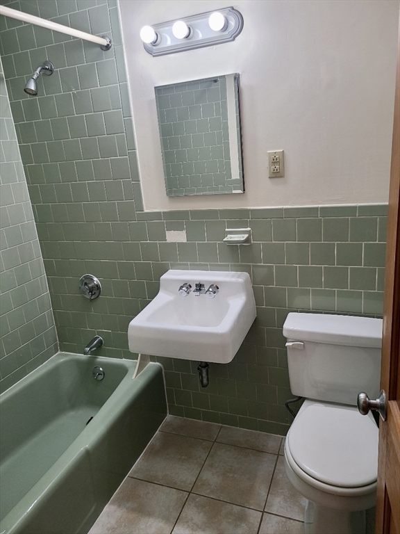 907 Beacon Street, Unit 3 Boston, MA 02215 - Photo 6 of 6