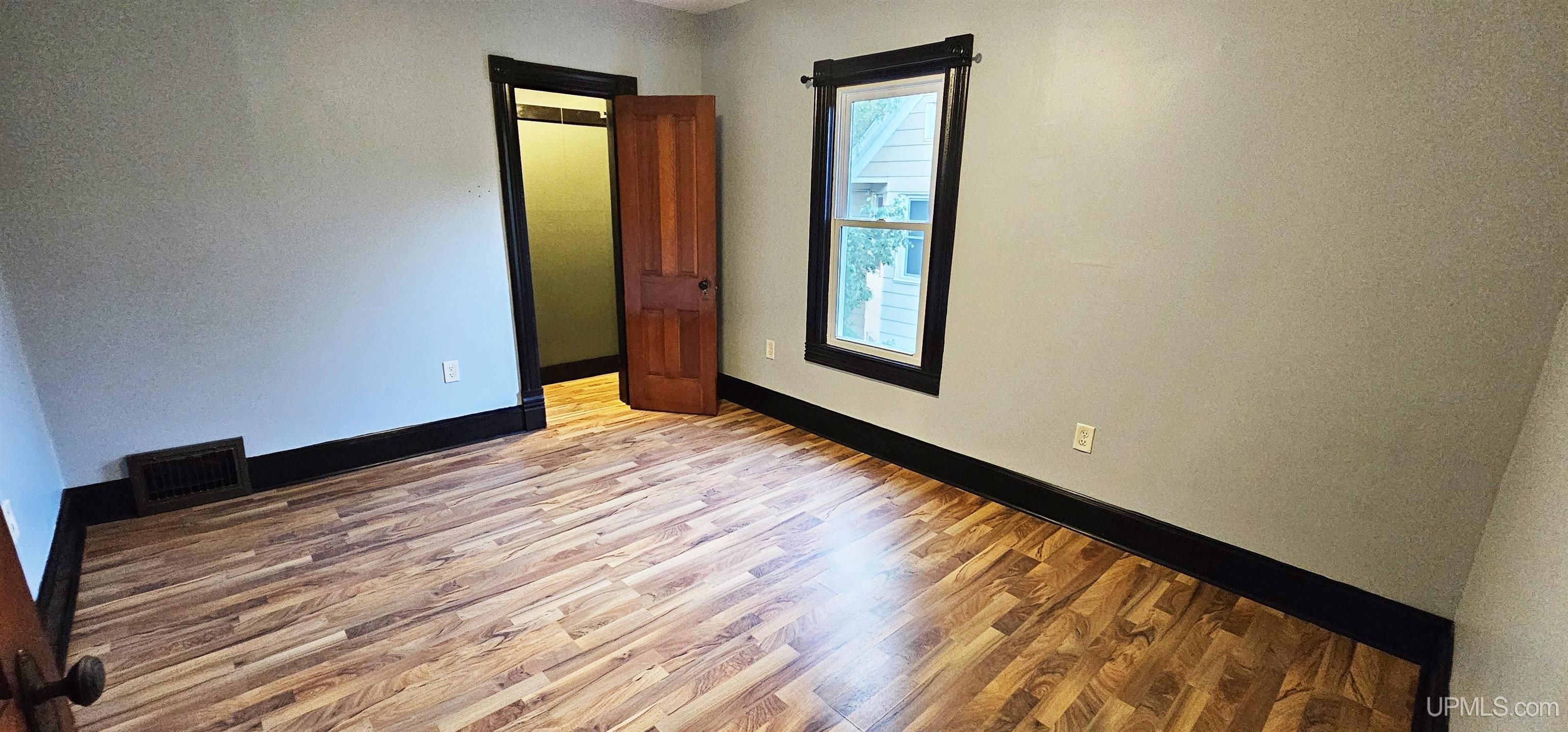 128 Pewabic Street Calumet, MI 49913 - Photo 31 of 62