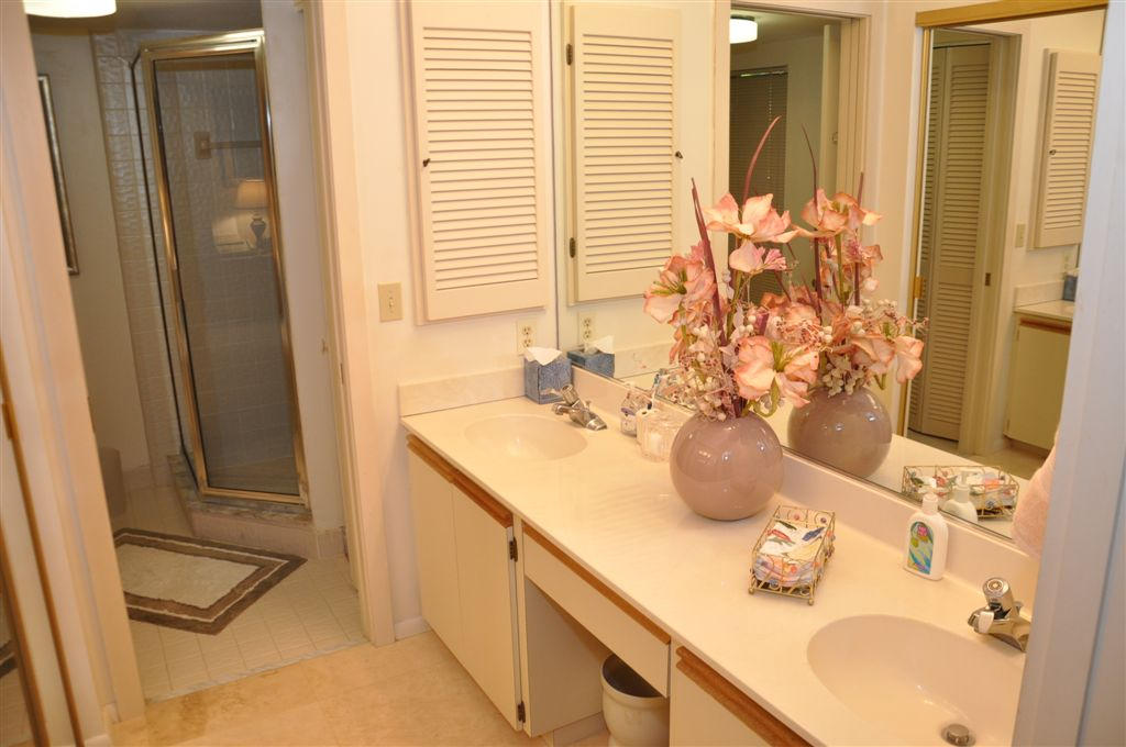 7091 Rain Forest Drive, Unit B6 Boca Raton, FL 33434 - Photo 18 of 21 DSC_8323
