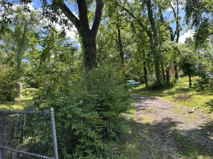 1112 Neelys Bend Road, Madison, TN 37115