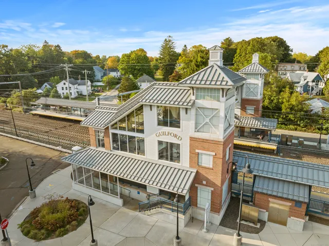 $3,995,000 | 405 Whitfield Street, Unit 2, Guilford, CT 06437
