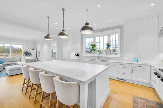 $3,995,000 | 405 Whitfield Street, Unit 2, Guilford, CT 06437