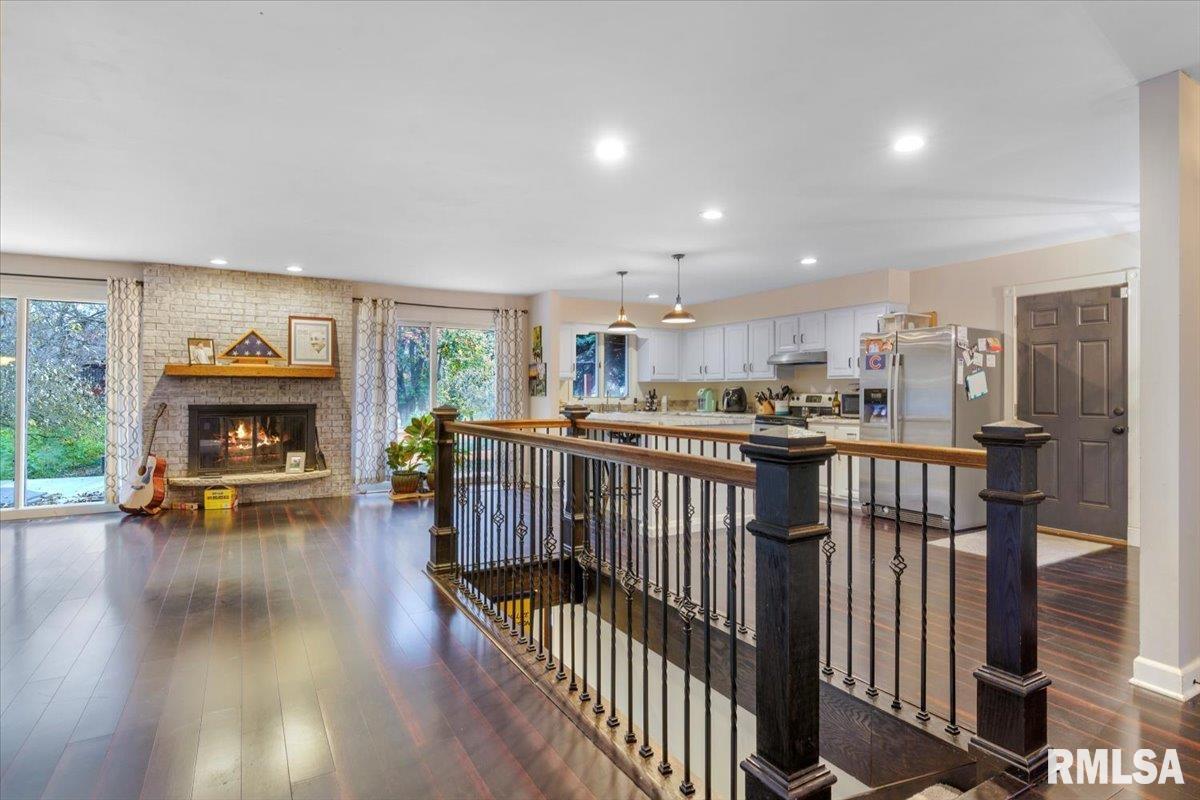 2801 Brandywine Road Springfield, IL 62704 - Photo 5 of 35 Gallery Image 5
