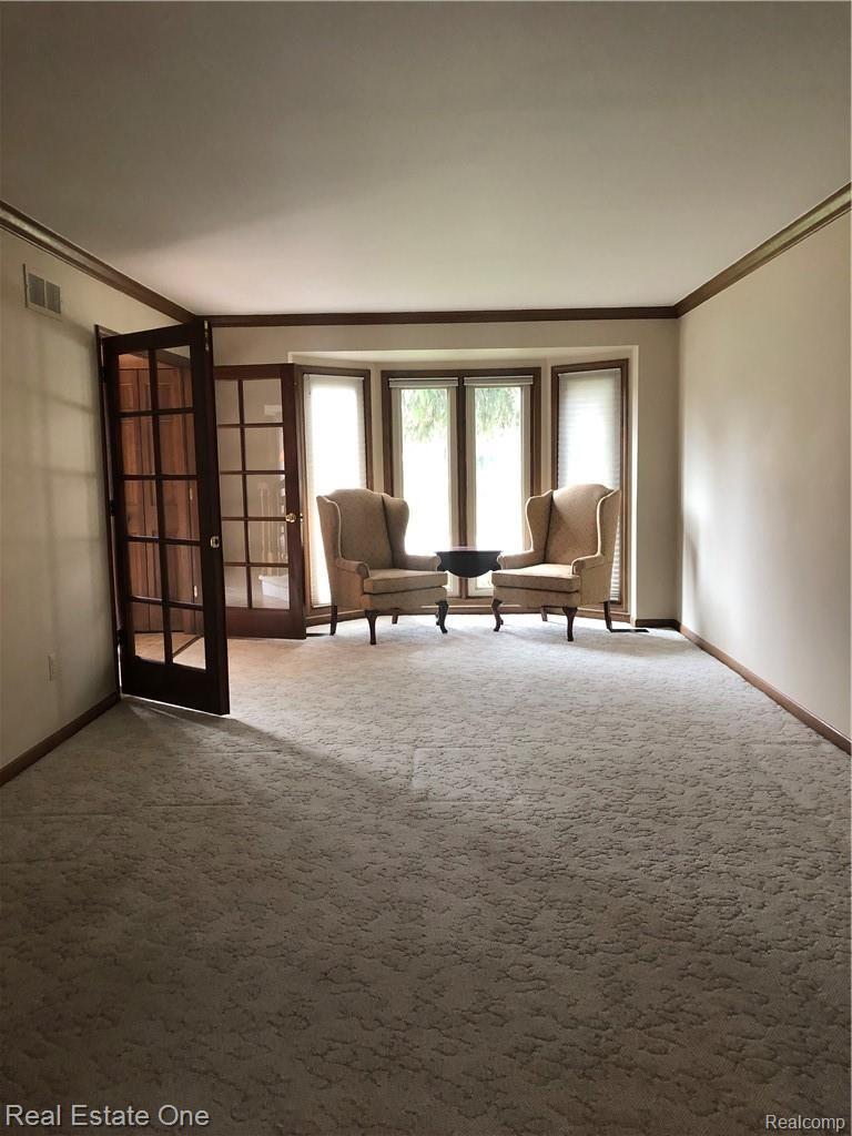 3270 Salem Drive Rochester, MI 48306 - Photo 18 of 30 IMG_3105.JPG