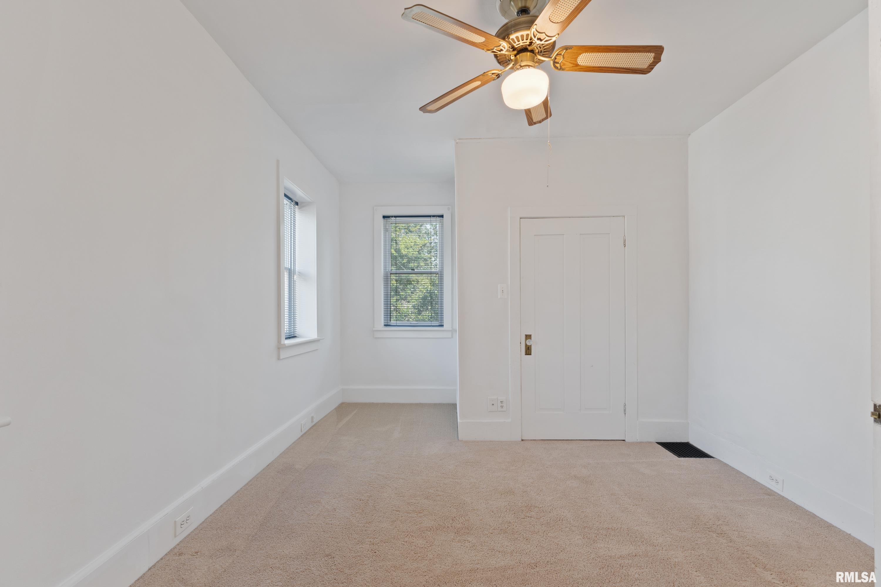 2537 Maine Street Quincy, IL 62301 - Photo 28 of 44