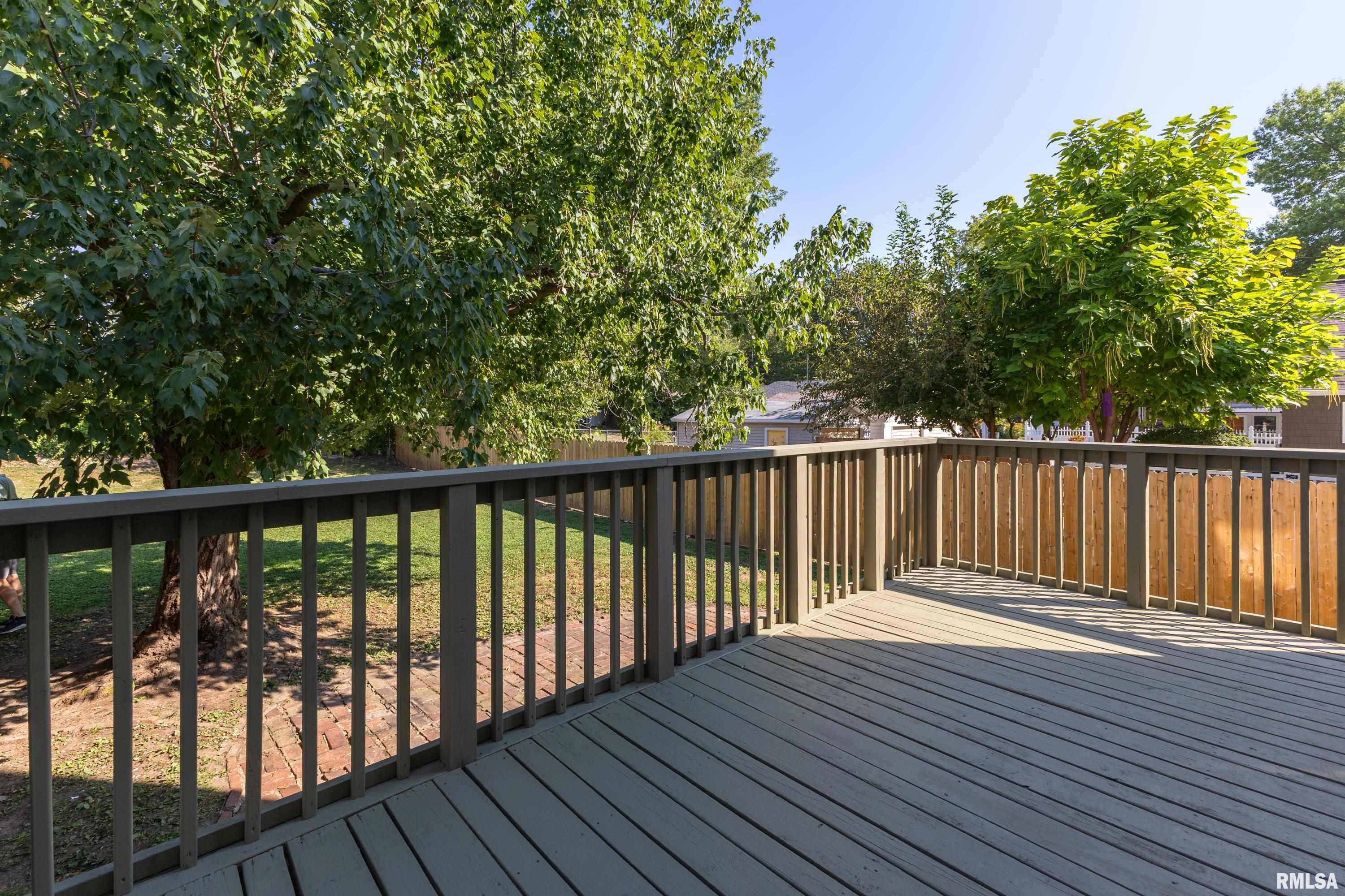 2537 Maine Street Quincy, IL 62301 - Photo 36 of 44