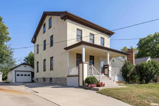 $169,900 | 2537 Maine Street, Quincy, IL 62301