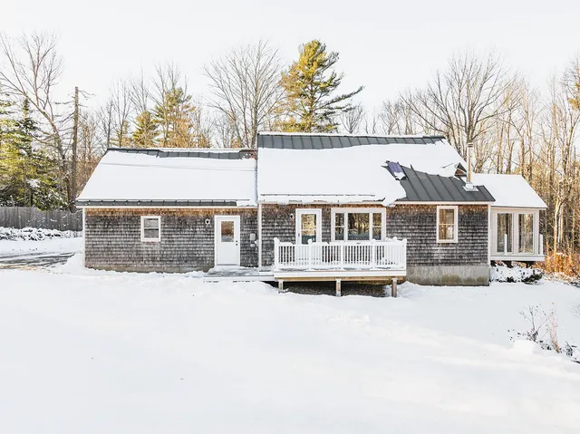 $530,000 | 45 Ludwig Road, Hope, ME 04847