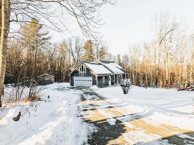 $530,000 | 45 Ludwig Road, Hope, ME 04847