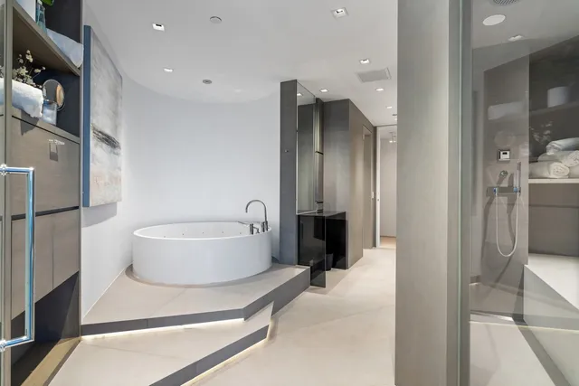 a bathroom with a bathtub