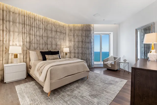 $5,995,000 | 950 North Michigan Avenue, Unit 4605, Chicago, IL 60611