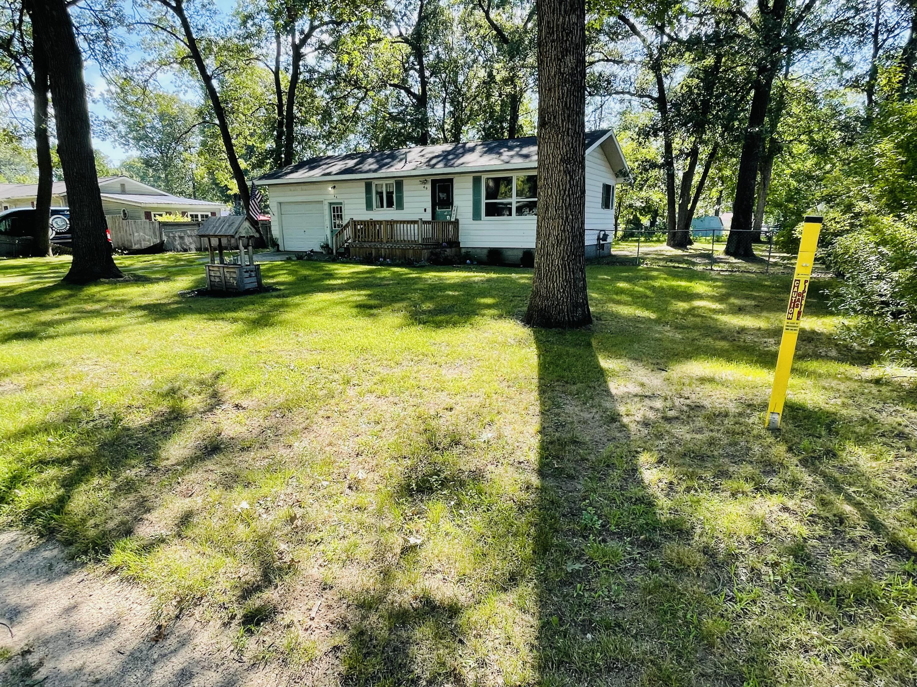 49 North Bock Road Muskegon, MI 49442 - Photo 3 of 23 86C90E08-A8C6-42A6-80BD-39685E315452