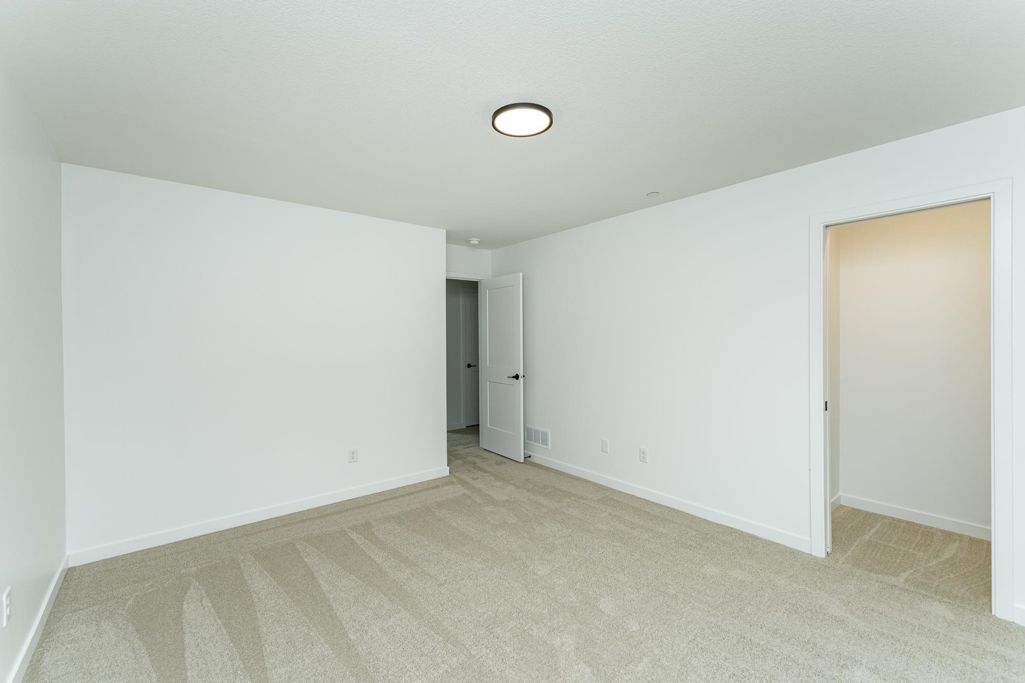 1077 Century Village Lane Northeast Rochester, MN 55906 - Photo 20 of 21