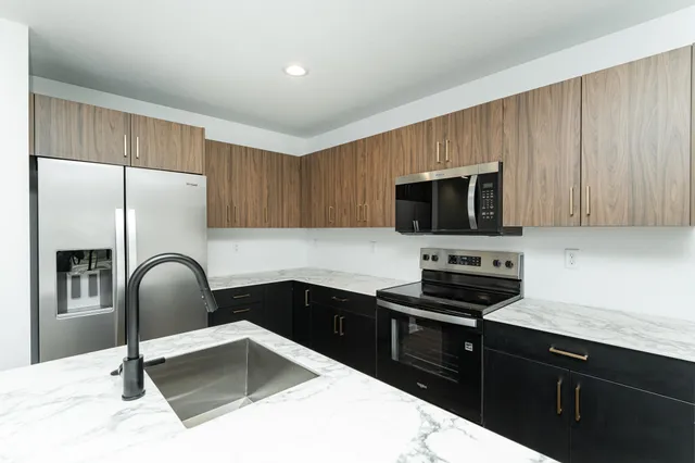 $327,950 | 1077 Century Village Lane Northeast, Rochester, MN 55906