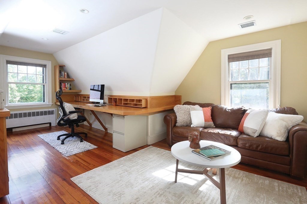 73 Naples Road Brookline, MA 02446 - Photo 19 of 23