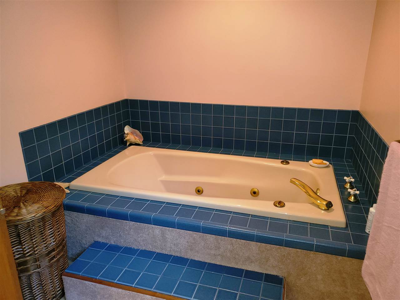 95 Mammoth Road Hooksett, NH 03106 - Photo 16 of 29