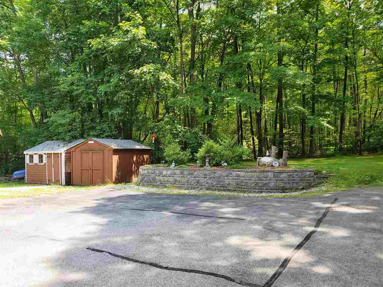 95 Mammoth Road Hooksett, NH 03106 - Photo 26 of 29