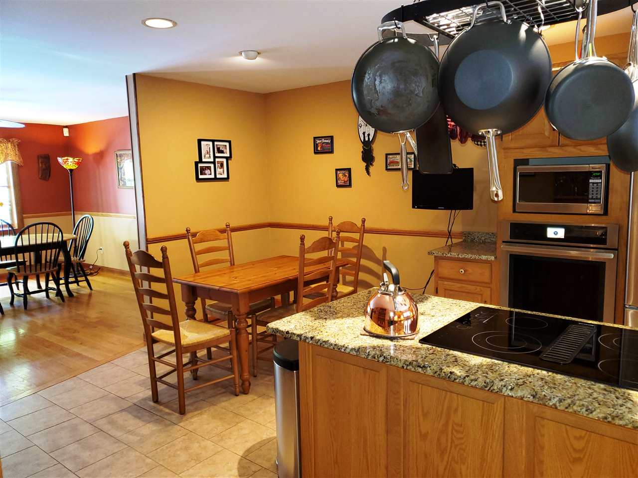 95 Mammoth Road Hooksett, NH 03106 - Photo 5 of 29