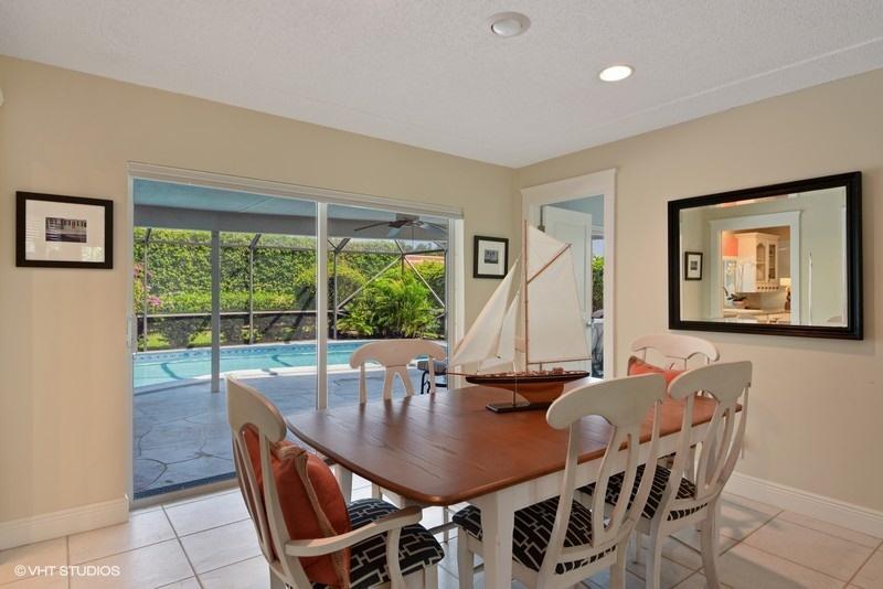 1240 Gulfstream Way Riviera Beach, FL 33404 - Photo 8 of 17 08_1240GulfstreamWay_2_DiningRoom_FlexML