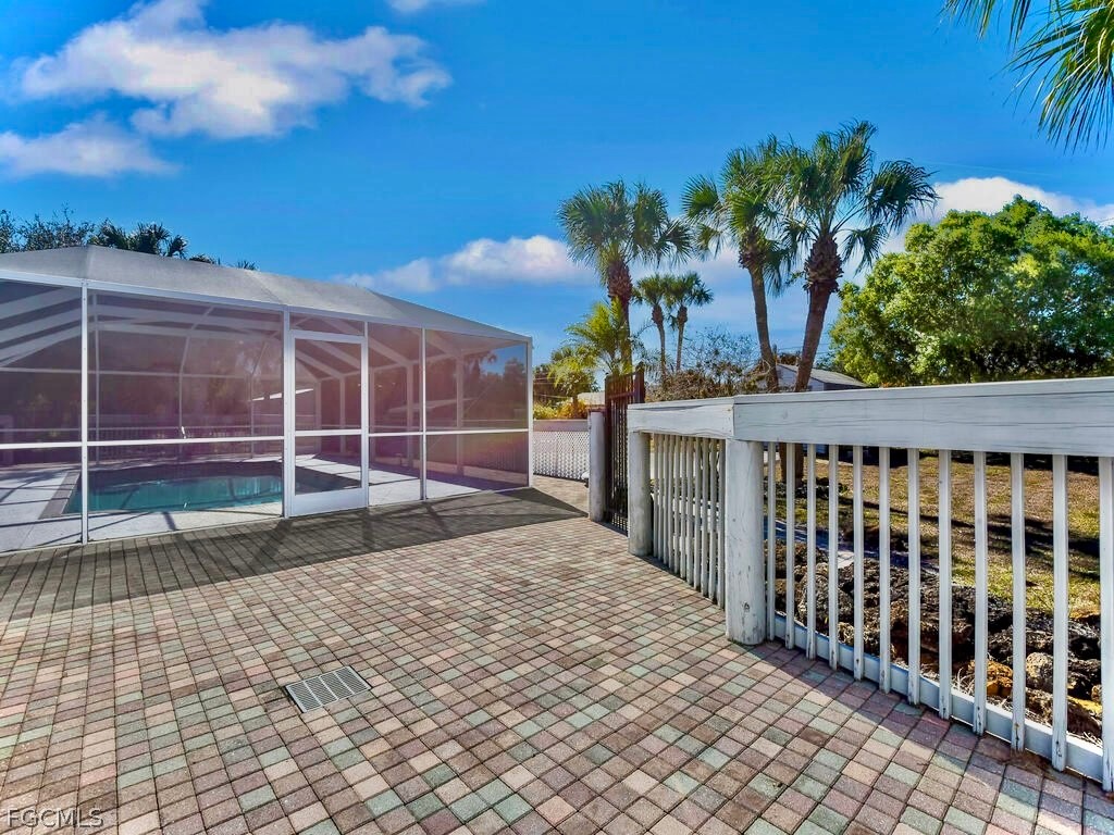 409 Edison Avenue Lehigh Acres, FL 33972 - Photo 10 of 42