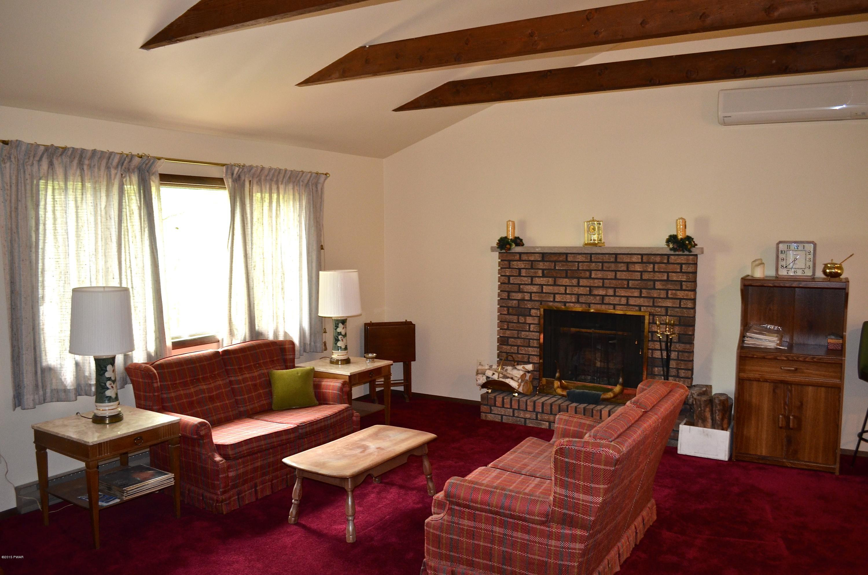 140 Cabin Road Milford, PA 18337 - Photo 10 of 24
