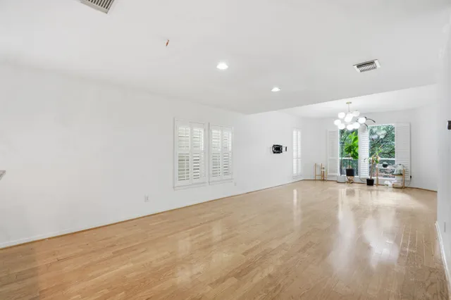 $2,750 | 1714 West Webster Street, Unit 61, Houston, TX 77019