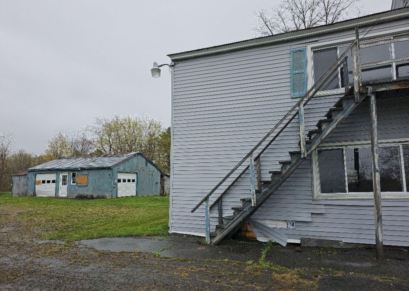 188 Norridgewock Road Fairfield, ME 04937 - Photo 7 of 23 1 (4)